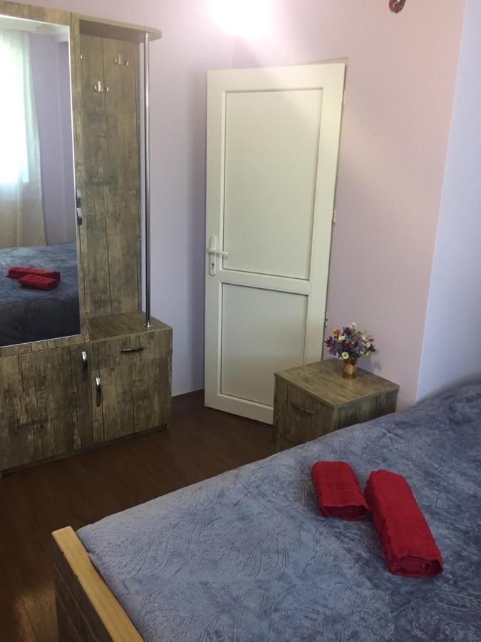 Mate Private Bathrooms Ushguli Exterior photo